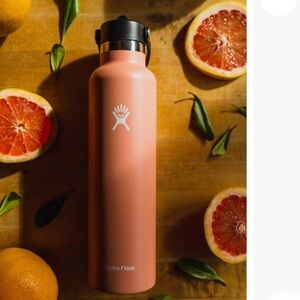 NWT Hydro Flask Grapefruit Water Bottle 24 oz skinny sip top lid
